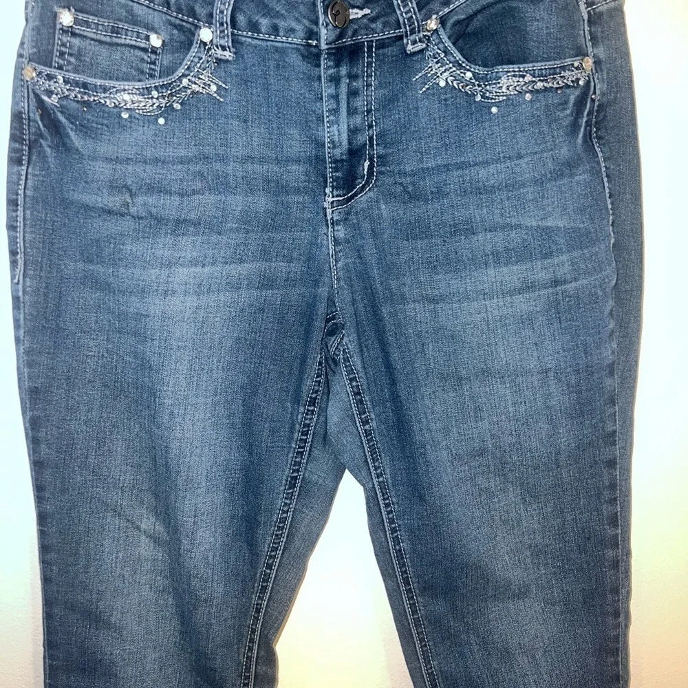 Earl Jeans, 8 mid rise skinny ankle. Embellished jeweled studs pockets - Picture 4 of 10